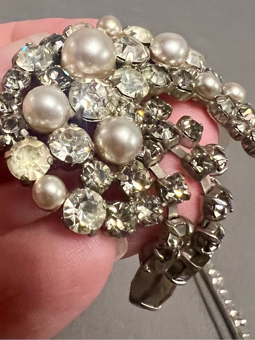 VTG MCM Rhinestone & Pearl Waterfall Dangle Brooch & Rhinestone Pin - Picture 5 of 10